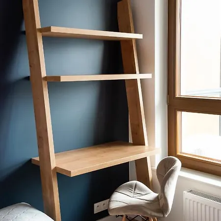 Postepu Comfort By Bookinghost *