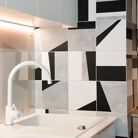 Postepu Comfort By Bookinghost Apartment